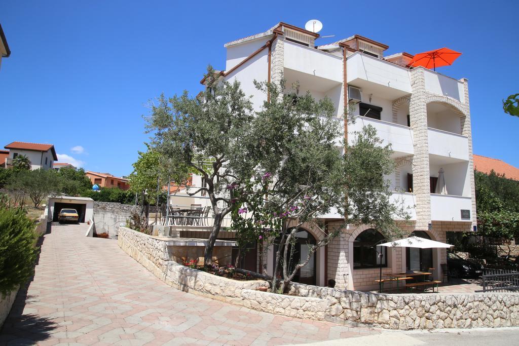 Apartments Kristo Trogir Exterior photo